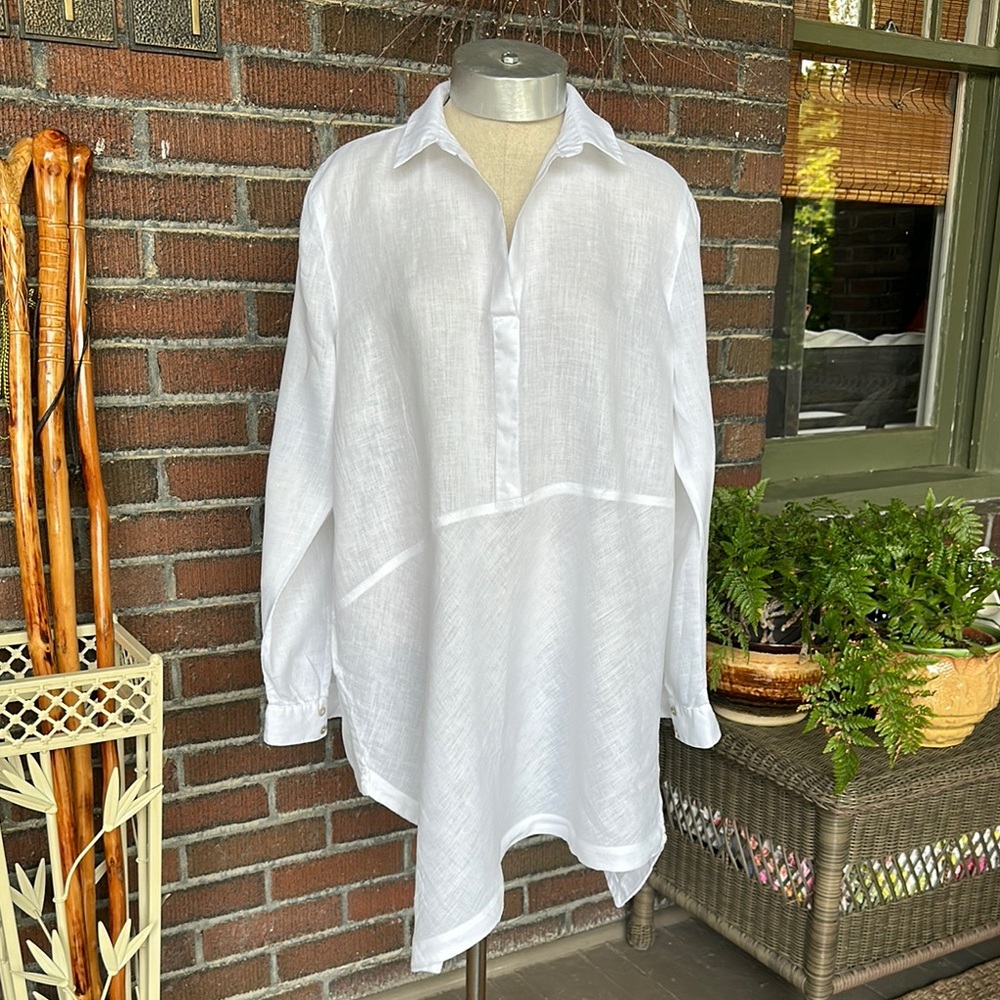 J.Jill Love Linen white linen asymmetrical hem popover tunic top. Size Medium